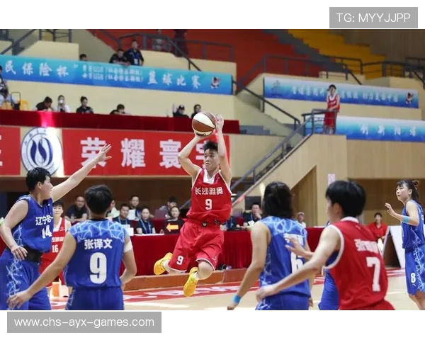 青年女子篮球选拔赛现场精彩瞬间集锦，女子青年篮球队